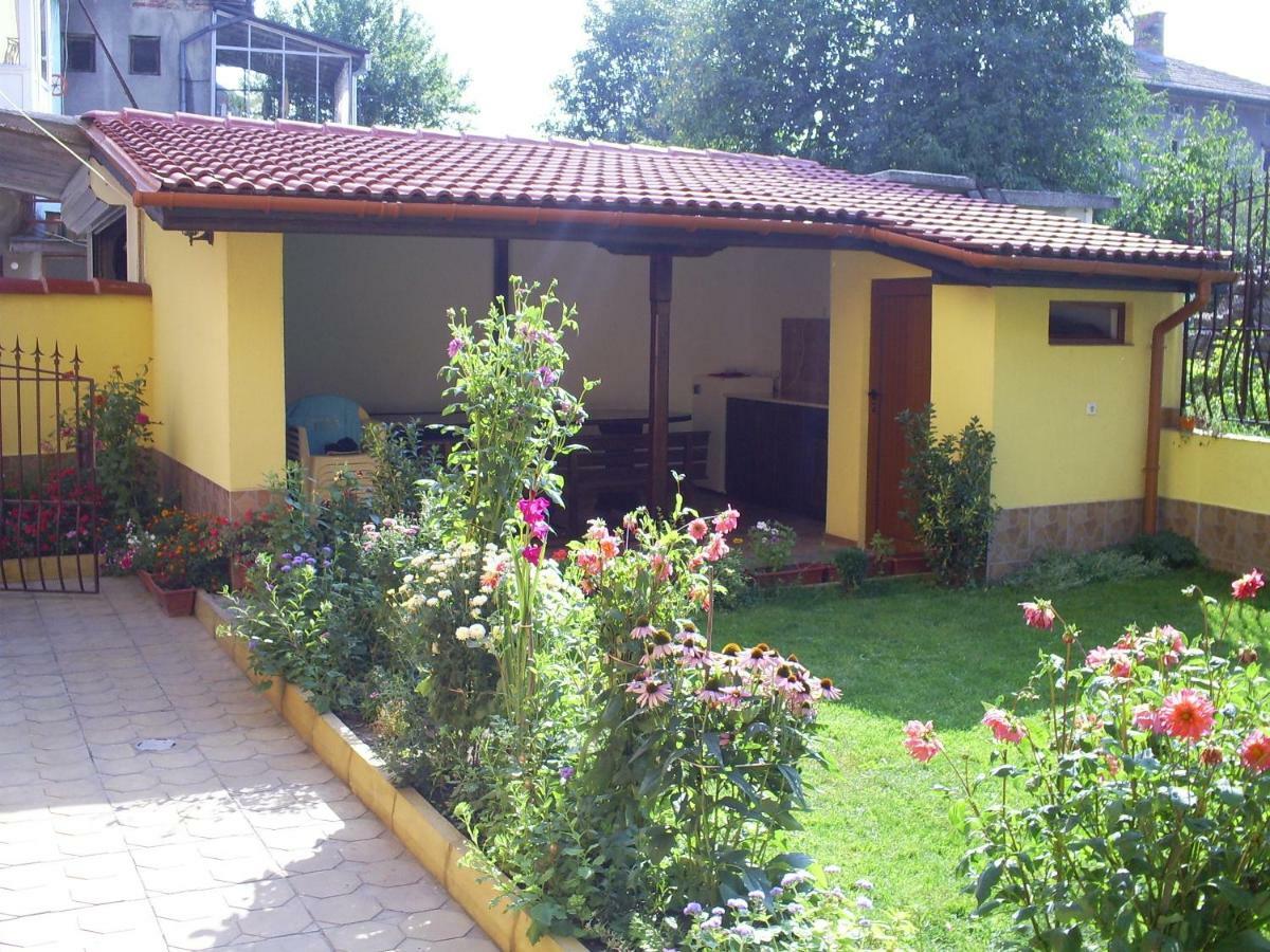 Къща За Гости Фантазия Treavna Exterior foto
